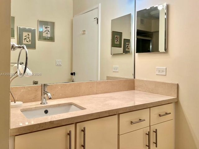 170 Ocean Lane Drive 807, Key Biscayne, FL 33149