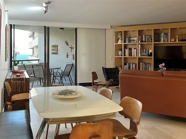170 Ocean Lane Drive 807, Key Biscayne, FL 33149