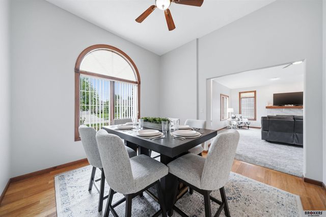 2439 emily Lane, Lincoln, NE 68512