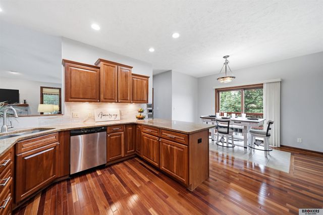 2439 emily Lane, Lincoln, NE 68512