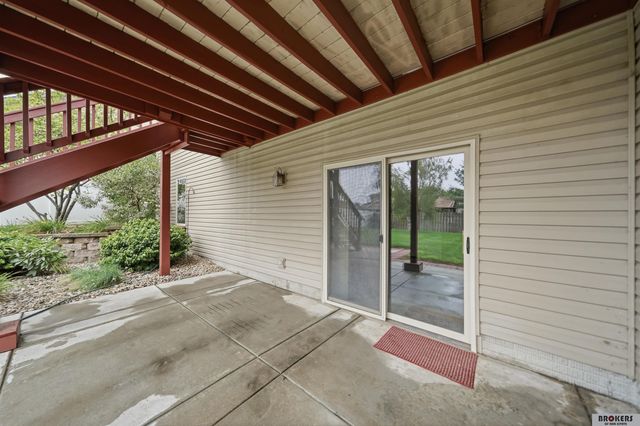 2439 emily Lane, Lincoln, NE 68512