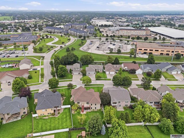 2439 emily Lane, Lincoln, NE 68512