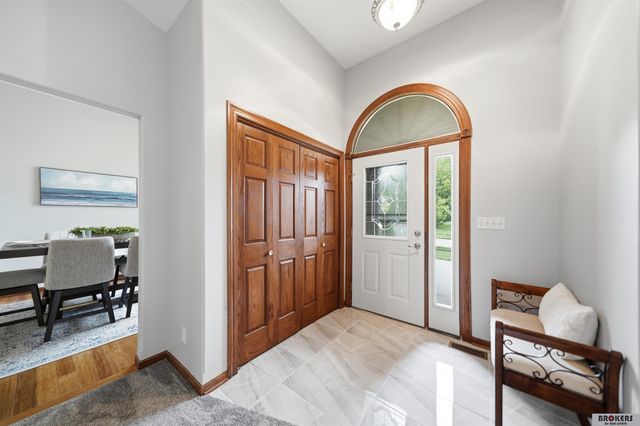 2439 emily Lane, Lincoln, NE 68512