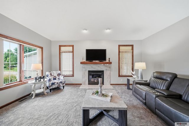 2439 emily Lane, Lincoln, NE 68512