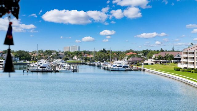 2775 KIPPS COLONY DRIVE S 305, Gulfport, FL 33707