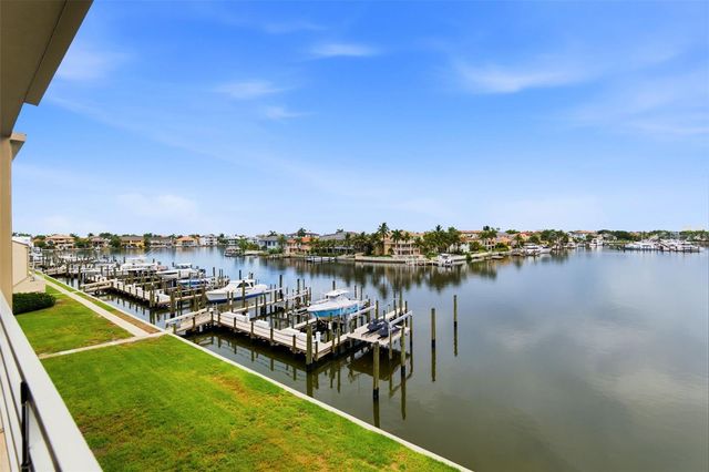 2775 KIPPS COLONY DRIVE S 305, Gulfport, FL 33707