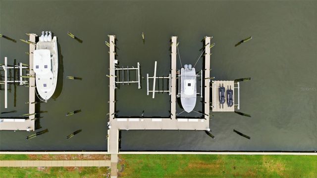 2775 KIPPS COLONY DRIVE S 305, Gulfport, FL 33707