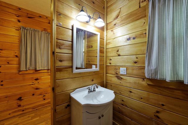 23 Pacer Court, Ellijay, GA 30540