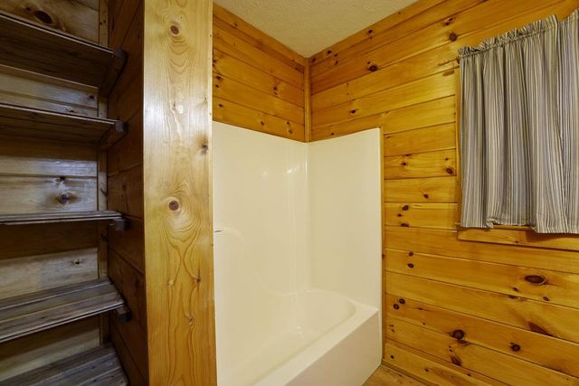 23 Pacer Court, Ellijay, GA 30540