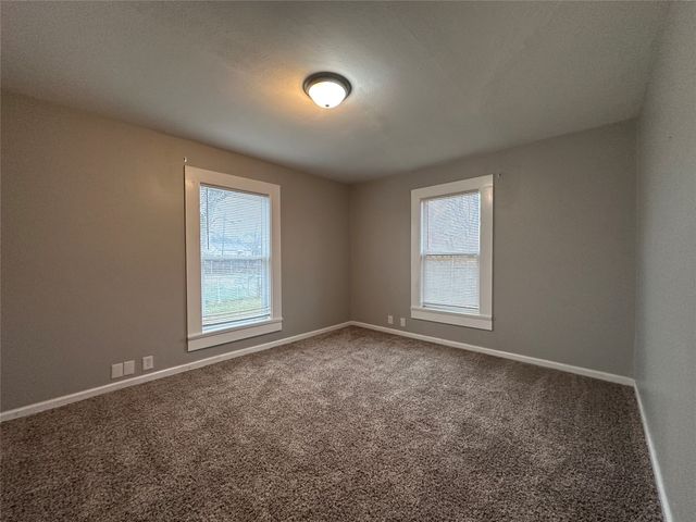 209 W County Line Road, Royse City, TX 75189