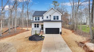 146 Forest Creek Drive, Statesville, NC 28625