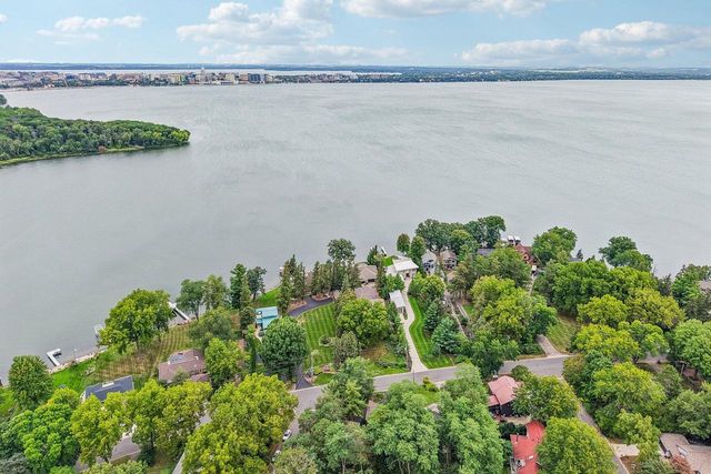2917 Waunona WAY, Madison, WI 53713