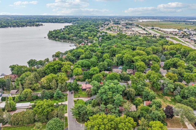 2917 Waunona WAY, Madison, WI 53713