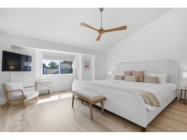 5981 S Vivian St, Littleton, CO 80127