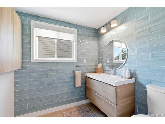 5981 S Vivian St, Littleton, CO 80127