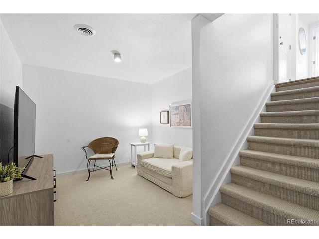 5981 S Vivian St, Littleton, CO 80127