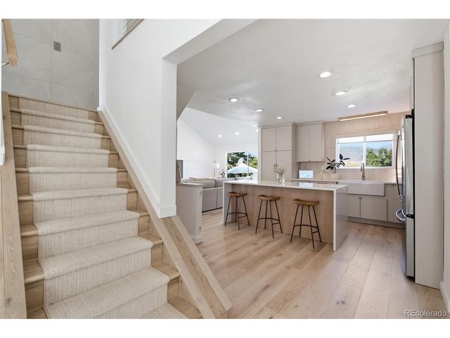 5981 S Vivian St, Littleton, CO 80127