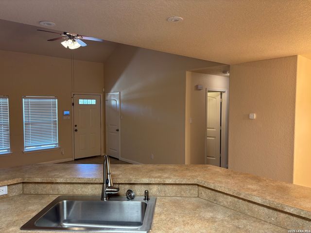 324 Weatherby, Spring Branch, TX 78070