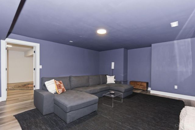 7156 Maple Avenue, Madeira, OH 45243