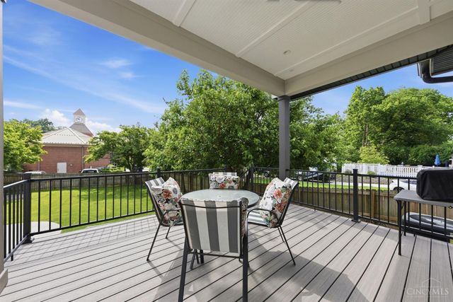 7156 Maple Avenue, Madeira, OH 45243
