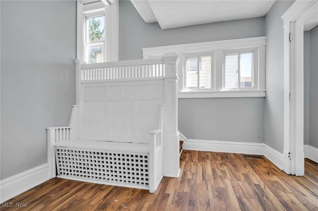 243 S Balch Street, Akron, OH 44302