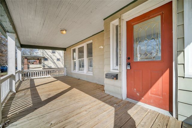 243 S Balch Street, Akron, OH 44302