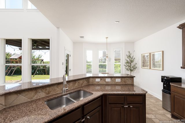 24806 Ellesmere, San Antonio, TX 78257