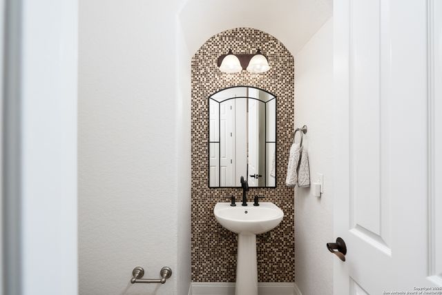 24806 Ellesmere, San Antonio, TX 78257