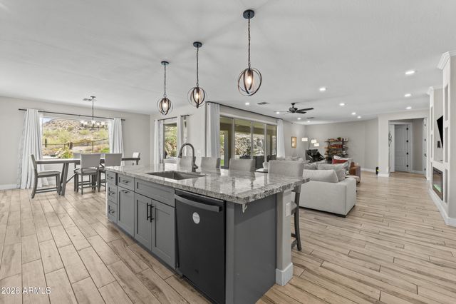 3120 W HOOPER Trail, San Tan Valley, AZ 85144