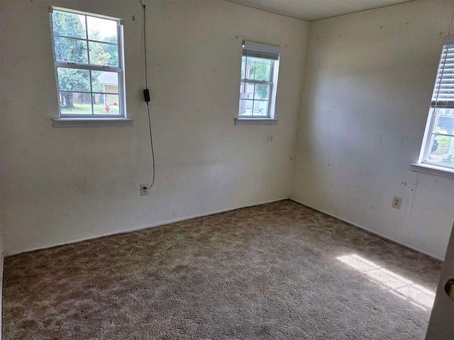 418 NW Glendale Dr, Lawton, OK 73507