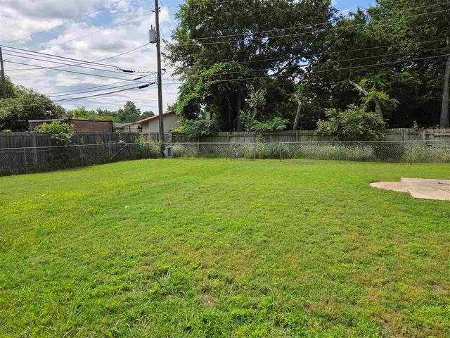 418 NW Glendale Dr, Lawton, OK 73507