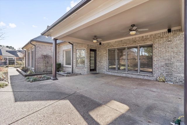 10820 WHISPER HOLLOW CV, Collierville, TN 38017