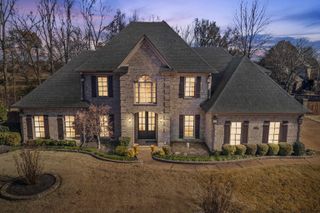 10820 WHISPER HOLLOW CV, Collierville, TN 38017