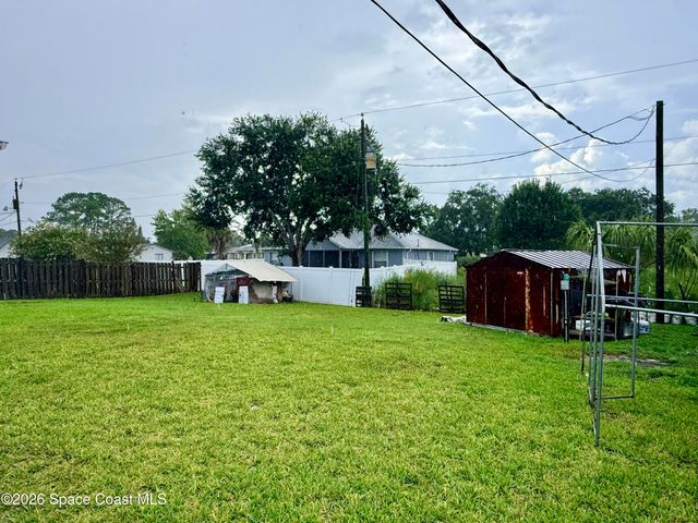 190 Abalone Road NW, Palm Bay, FL 32907