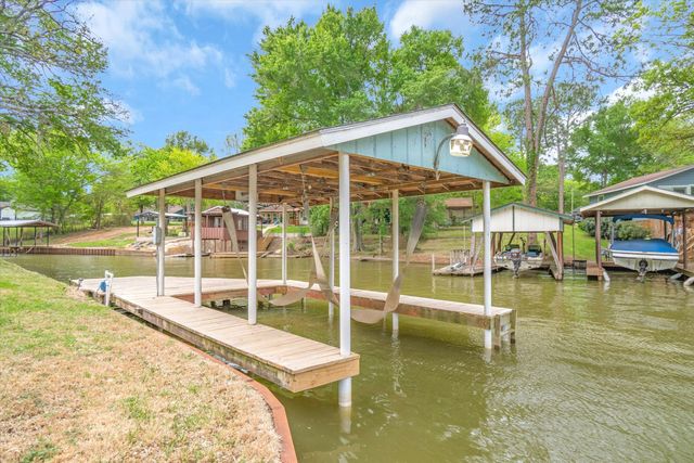 230 Shady Shores Drive, Mabank, TX 75156