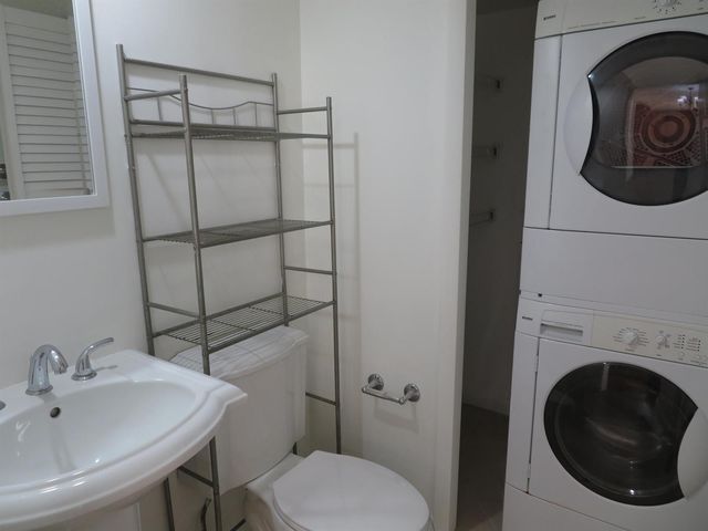 1700 EMBASSY Drive 708, West Palm Beach, FL 33401
