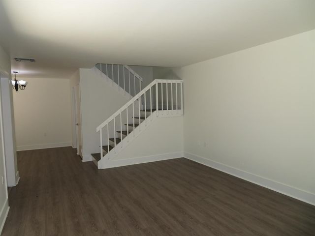 1700 EMBASSY Drive 708, West Palm Beach, FL 33401