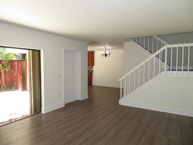 1700 EMBASSY Drive 708, West Palm Beach, FL 33401