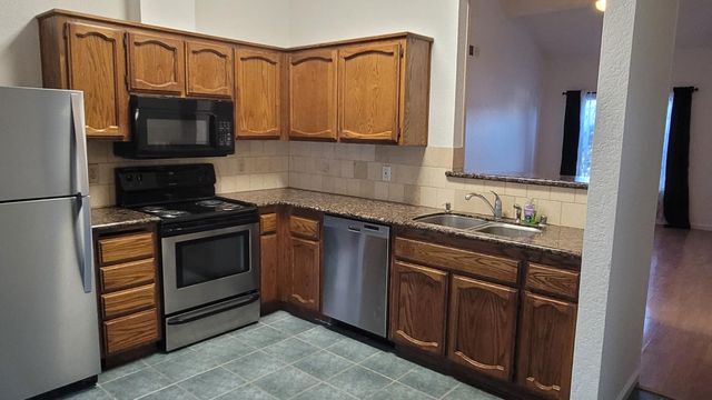 3912 Sitting Bull Way, Antelope, CA 95843
