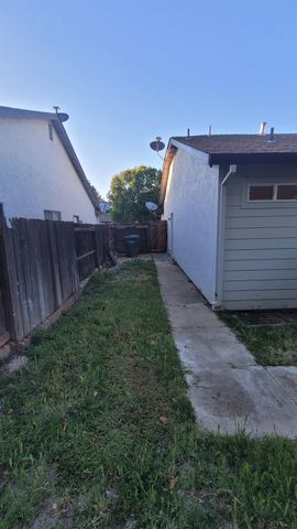 3912 Sitting Bull Way, Antelope, CA 95843