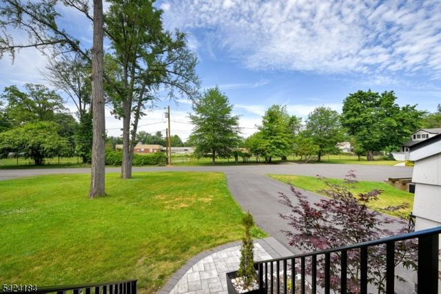 305 Buttfield Dr, Plainfield City, NJ 07060
