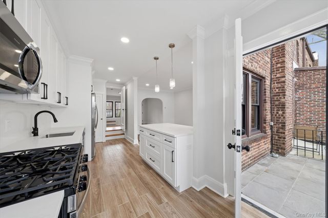 85-55 67Th Road, Rego Park, NY 11374