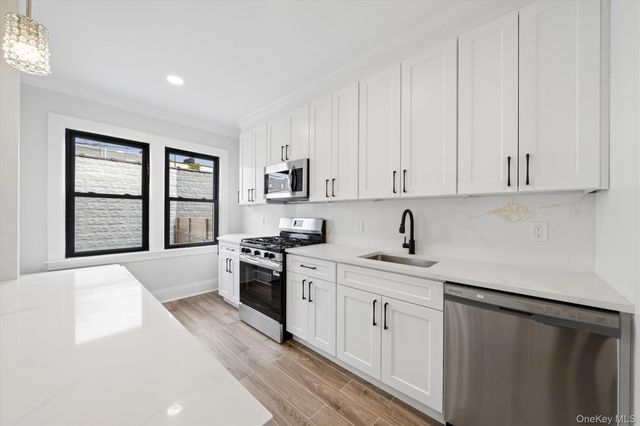 85-55 67Th Road, Rego Park, NY 11374