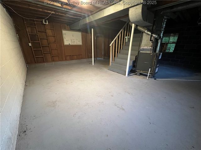 130 Moran Avenue, Dunbar, WV 25064