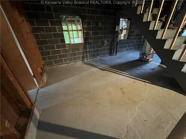 130 Moran Avenue, Dunbar, WV 25064