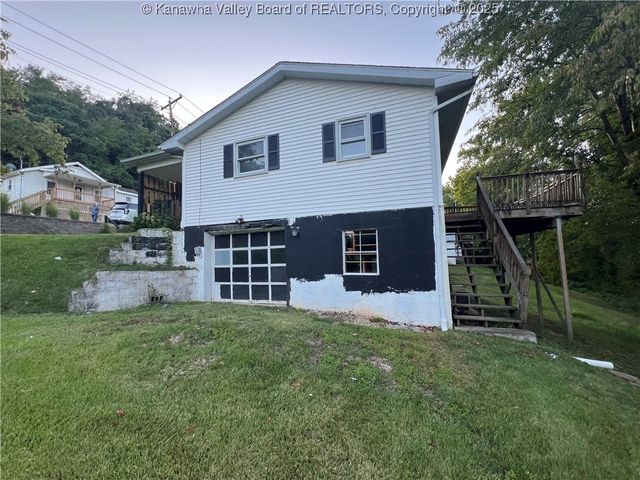 130 Moran Avenue, Dunbar, WV 25064