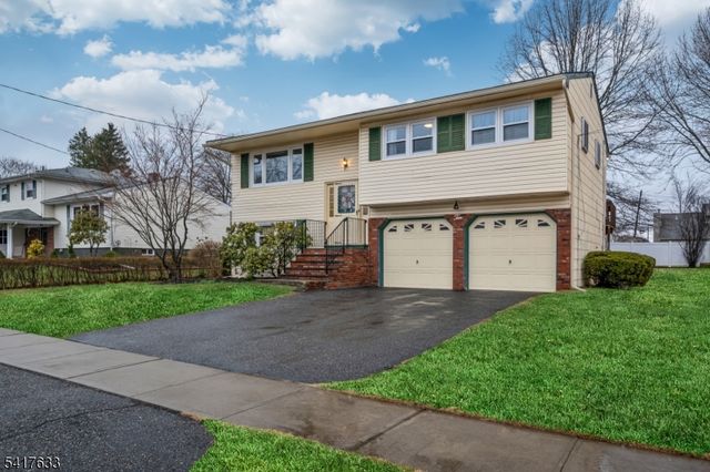 10 Falcon Rd, Mount Olive Twp., NJ 07836