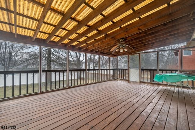 10 Falcon Rd, Mount Olive Twp., NJ 07836