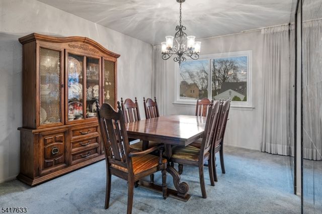 10 Falcon Rd, Mount Olive Twp., NJ 07836