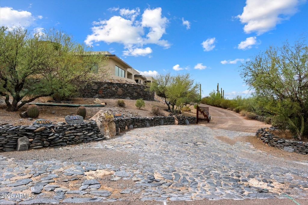 Image 14 of property listing at XXXXX N School House Road -, Cave Creek, AZ 85331